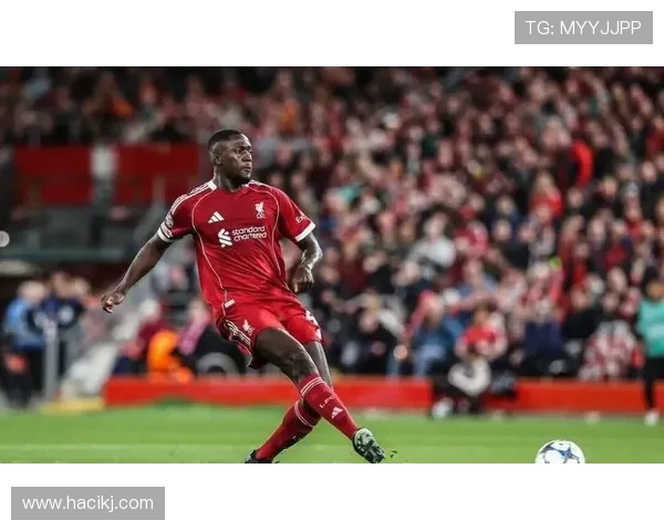 皇马续约后防核心至 2031 年!阿森西奥拒巴黎利物浦,解约金 10 亿创纪录(1) 皇马续约后防核心至 2031 年!阿森西奥拒巴黎利物浦,解约金 10 亿创纪录(1)